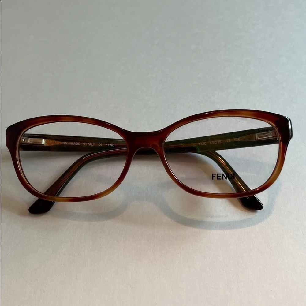 FENDI NWOT Career Preppy Women's Tortoise Logo Temple 53x15x135 Eyeglass Frame